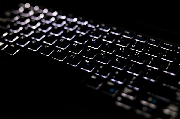 Test du Razer BlackWidow V4 Pro avec Charlestech